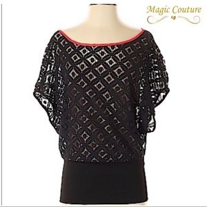 NWOT Julianne W Sheer Lace Overlay Top♥️🖤♥️